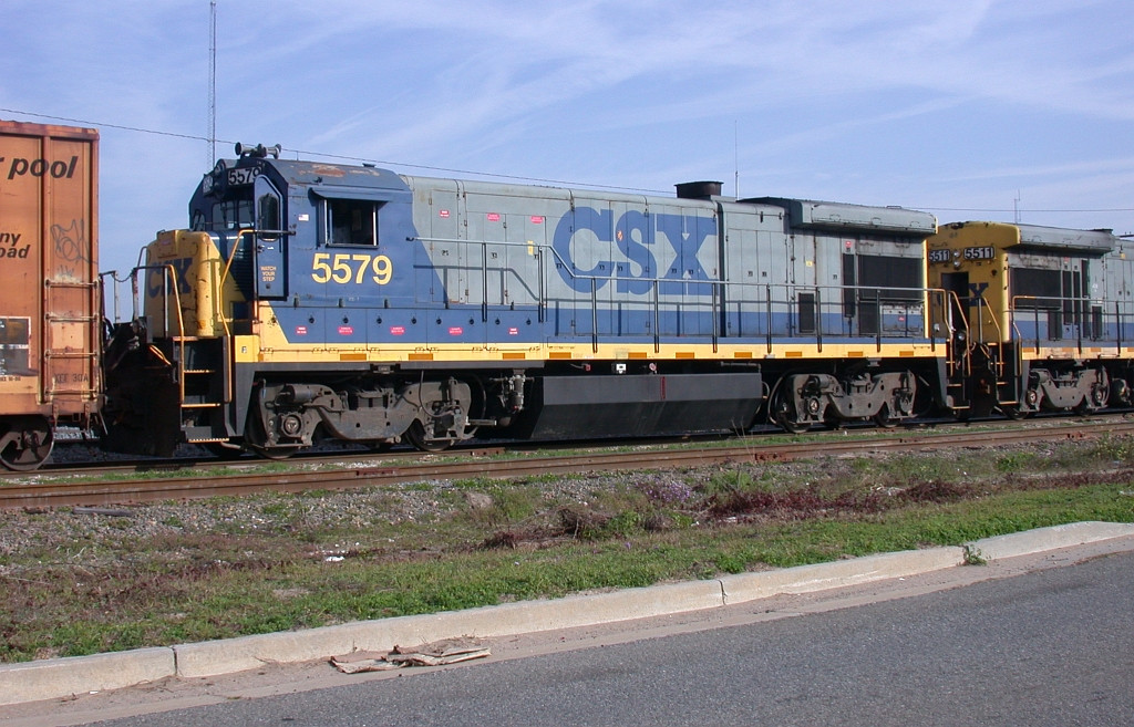 CSX 5579 on the local